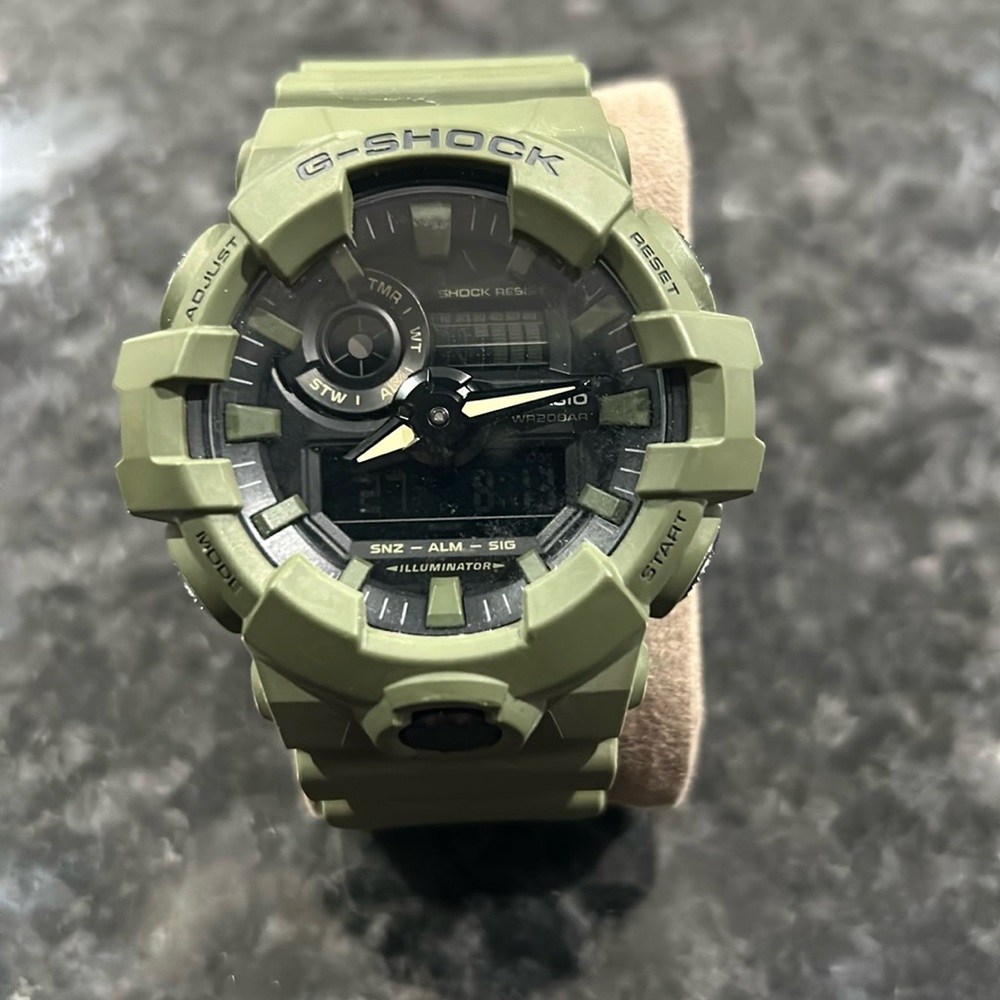 Men’s Casio G-Shock watch
